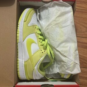 W Nike Dunk Low Twist size 8